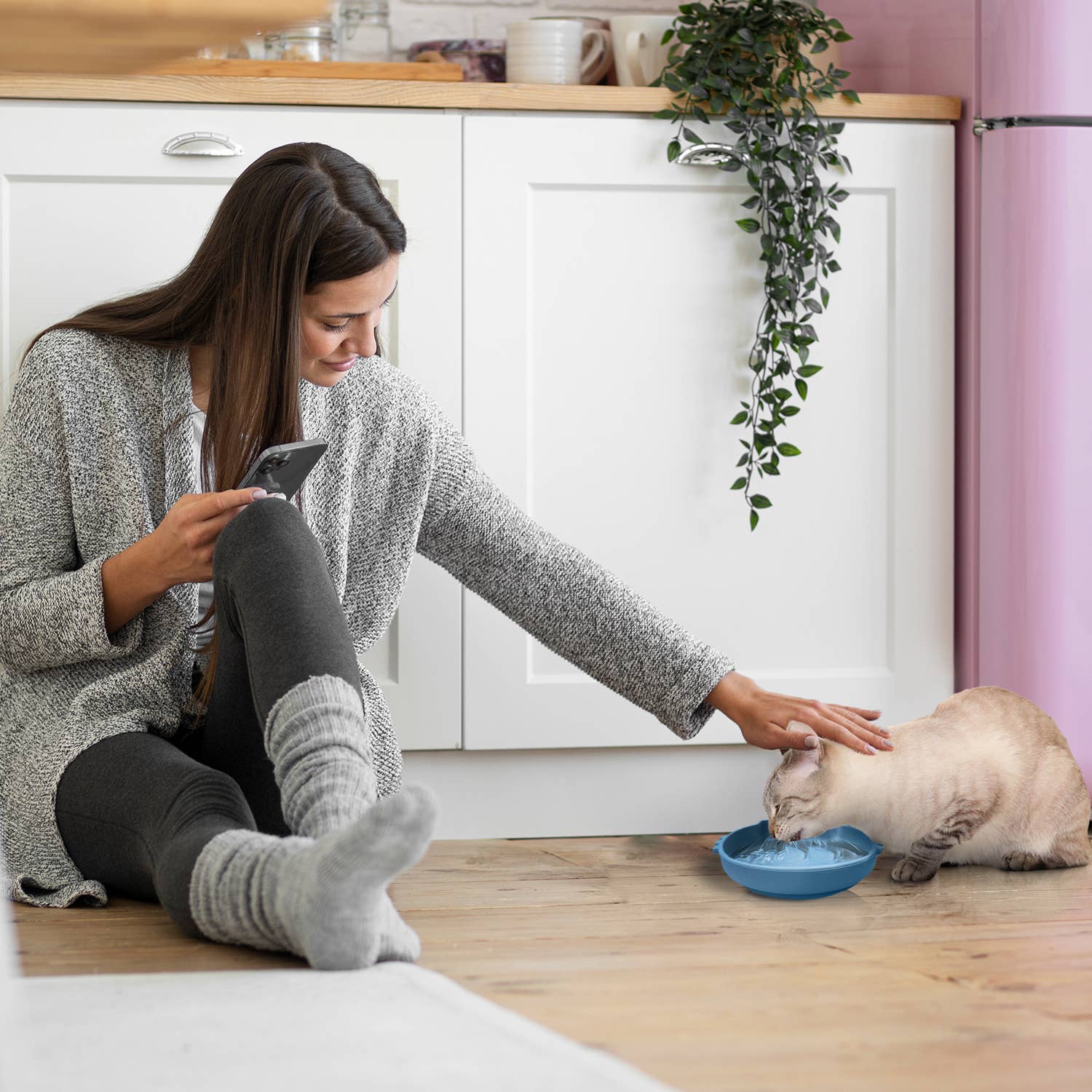 Cat Shaped Silicone Bowl