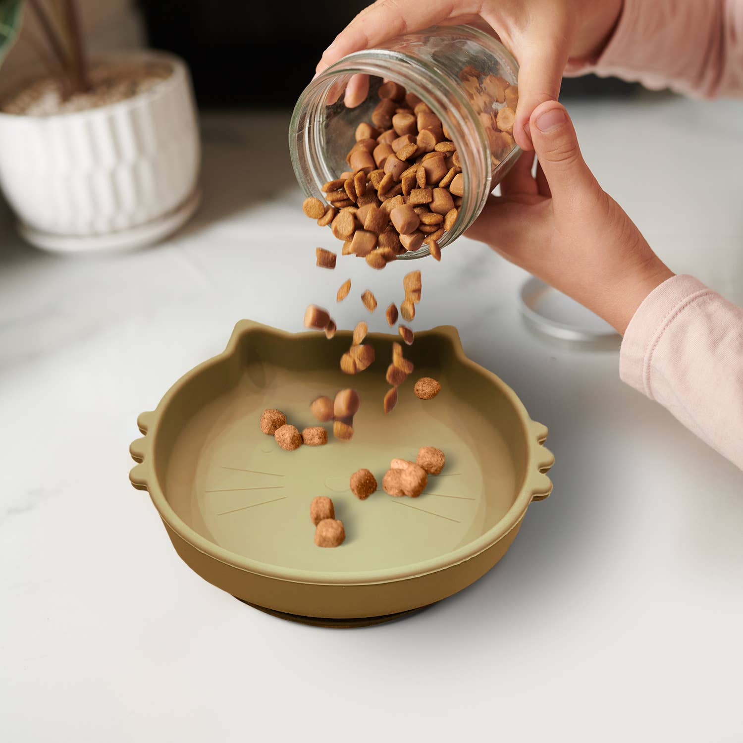 Cat Shaped Silicone Bowl